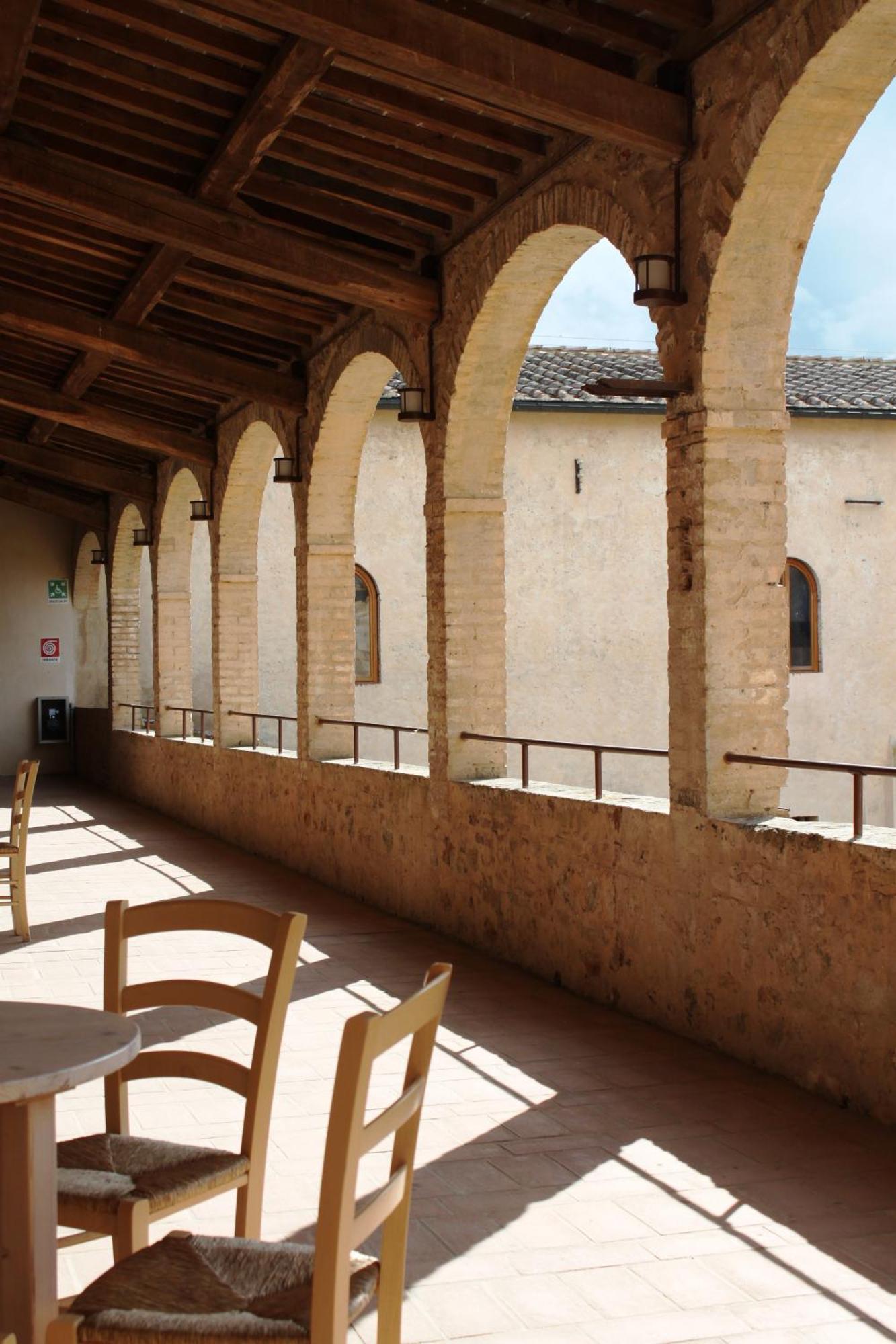 Ostello Contessa Ava Dei Lambardi مونتيريجيوني المظهر الخارجي الصورة