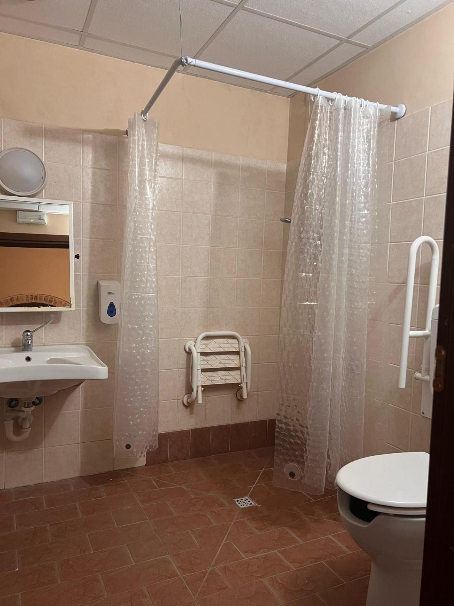 Ostello Contessa Ava Dei Lambardi مونتيريجيوني المظهر الخارجي الصورة